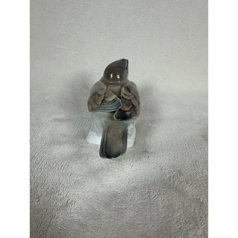 Vintage Rörstrand Sweden Porcelain Sparrow Bird Figurine, W. Lindström, RARE